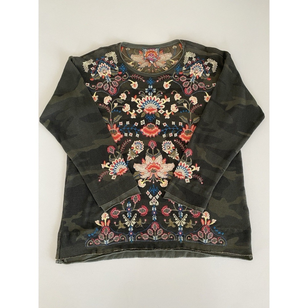 Johnny Was Floral Embroidered Camo Waffle Thermal Top Women's XL 100% Cotton